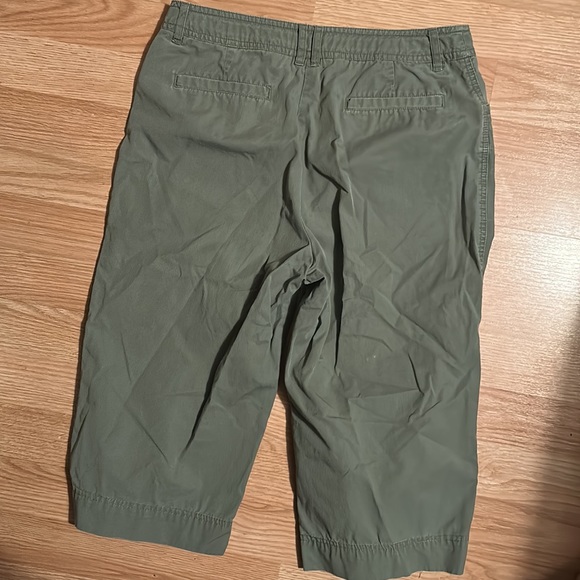 Dalia Casual Capris 💚 - Picture 4 of 4